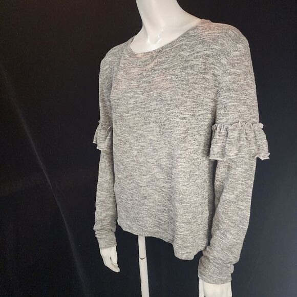 Derek Heart Tops - Derek Heart Gray Ruffle Long Sleeve Top (L)